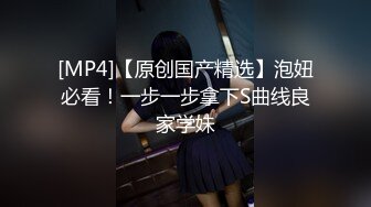 网上聊骚的小女生发来的