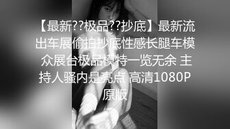 第一美穴18白虎嫩妹，双马尾甜美邻家妹妹，极品美穴假屌抽插出白浆，单腿黑丝翘起双腿，诱人肥臀对着镜头摆弄