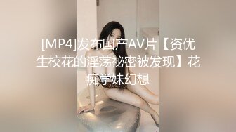 露出系网红@风筝断了线 老人前的露出作品和集