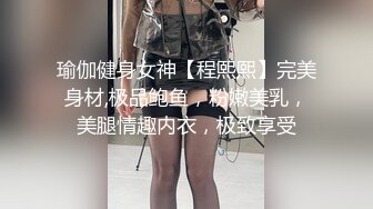 新流出厕拍大神找到一份给KTV送酒的工作❤️趁此机会潜入女厕偷拍小姐尿尿(5)前景毛毛鞋安全内裤小姐