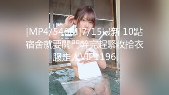 极品 重磅炸弹 新晋露出女神桔梓地铁商场大胆露出集邮 你能想到的地方都可以看见[220P/155M]