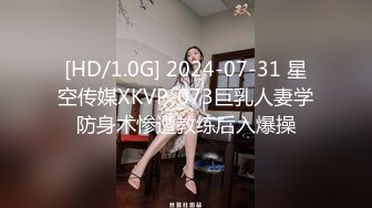 黑丝高跟露脸姐妹花让大哥调教着互相玩弄给狼友看，全程露脸道具互插玩弄骚穴，浪叫呻吟不止，淫声荡语不断