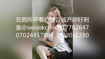 绿帽老公带着老婆一起和朋友3P老婆被操一小时极品尤物！爆乳肥臀，美腿高跟鞋扶着屌插入