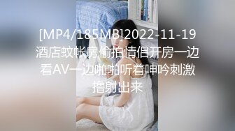 STP32986 顏值不錯的絲襪高跟騷女友，全程露臉大秀直播，跟狼友互動撩騷，各種騷浪動作不斷，自己摳逼高潮冒白漿刺激