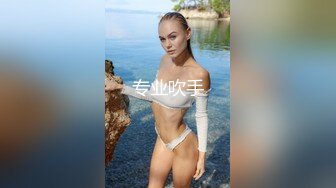 黑丝少妇露脸深夜跟小哥激情啪啪，足交大鸡巴69姿势让小哥舔逼吃奶子